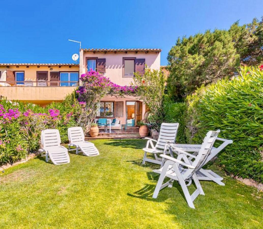Villetta A Schiera Caprifogli Baja Sardinia Exteriör bild
